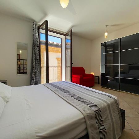 Terrazze Xxv Novembre Apartment Cefalu Bagian luar foto