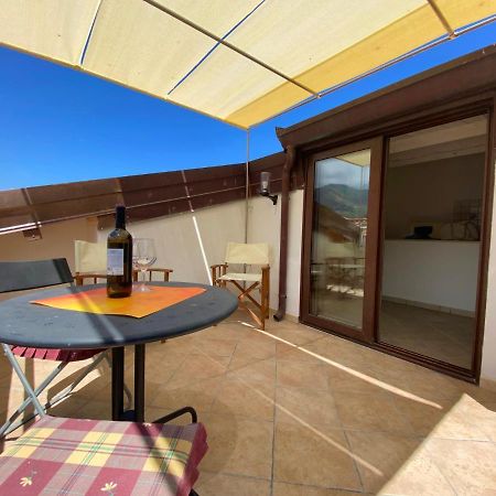 Terrazze Xxv Novembre Apartment Cefalu Bagian luar foto