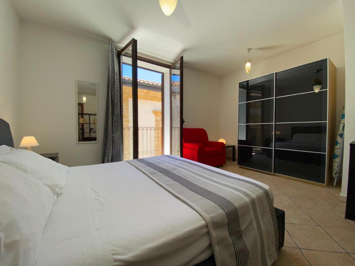 Terrazze Xxv Novembre Apartment Cefalu Bagian luar foto