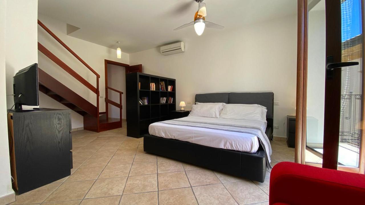 Terrazze Xxv Novembre Apartment Cefalu Bagian luar foto