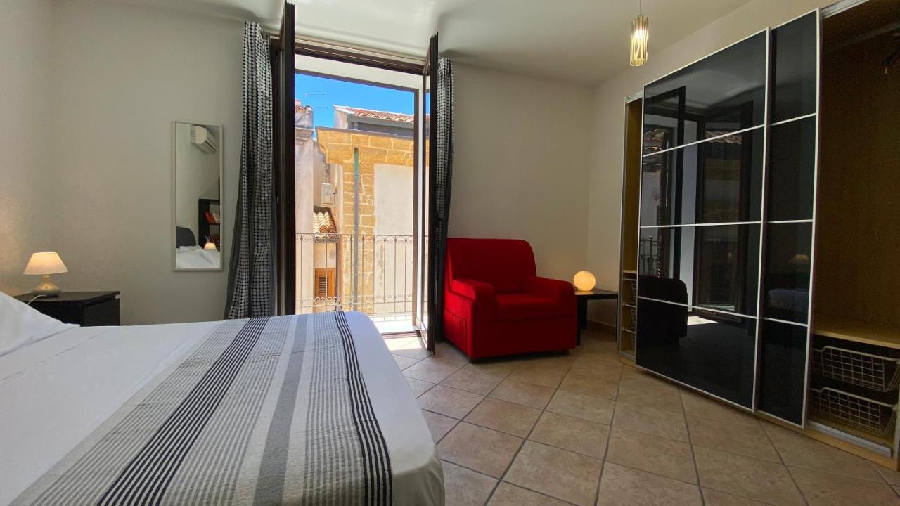Terrazze Xxv Novembre Apartment Cefalu Bagian luar foto